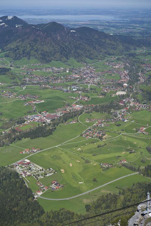 Hotel-Restaurant Zum Hirschhaus Inklusiv Chiemgaukarte Ruhpolding Extérieur photo