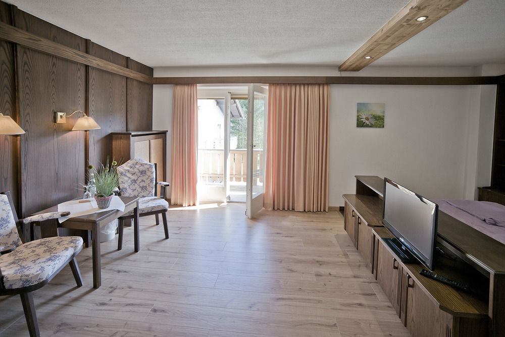 Hotel-Restaurant Zum Hirschhaus Inklusiv Chiemgaukarte Ruhpolding Extérieur photo